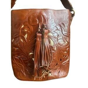 Patricia Nash - Leather Accadia Bucket Drawstring Crossbody Bag - Tan Cutout.
